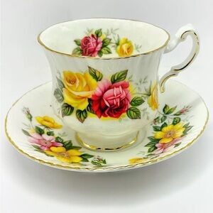 Paragon Red and Yellow Roses Tea Cup and Saucer 1960s F54F Teacup
